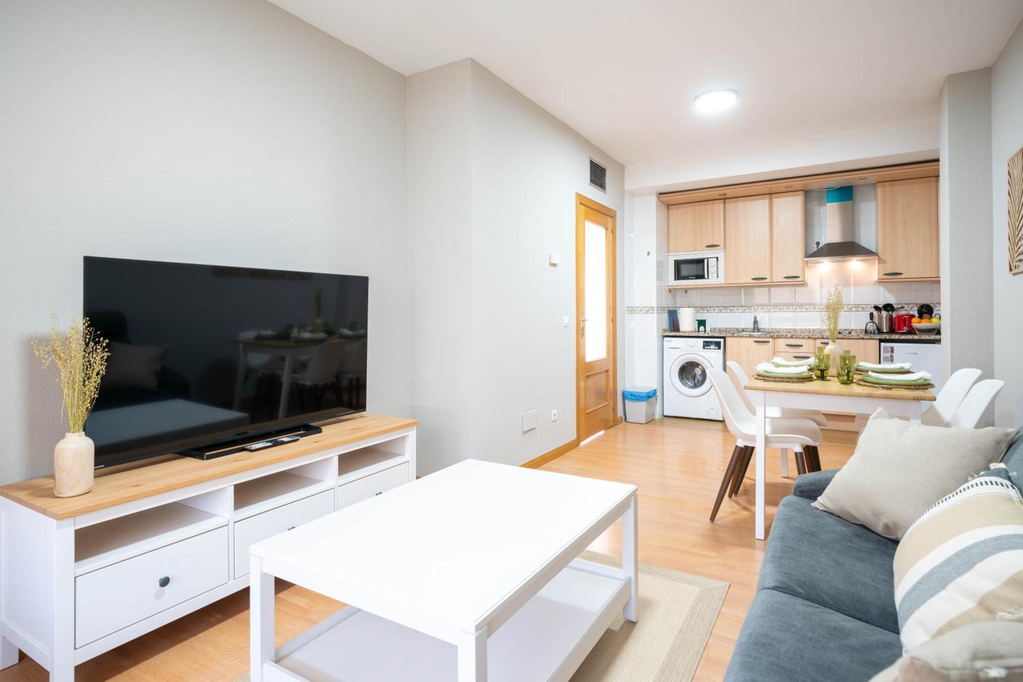 Apartamentos Go Covaresa Parking Gratuito Bajo Disponibilidad 巴利亚多利德 外观 照片