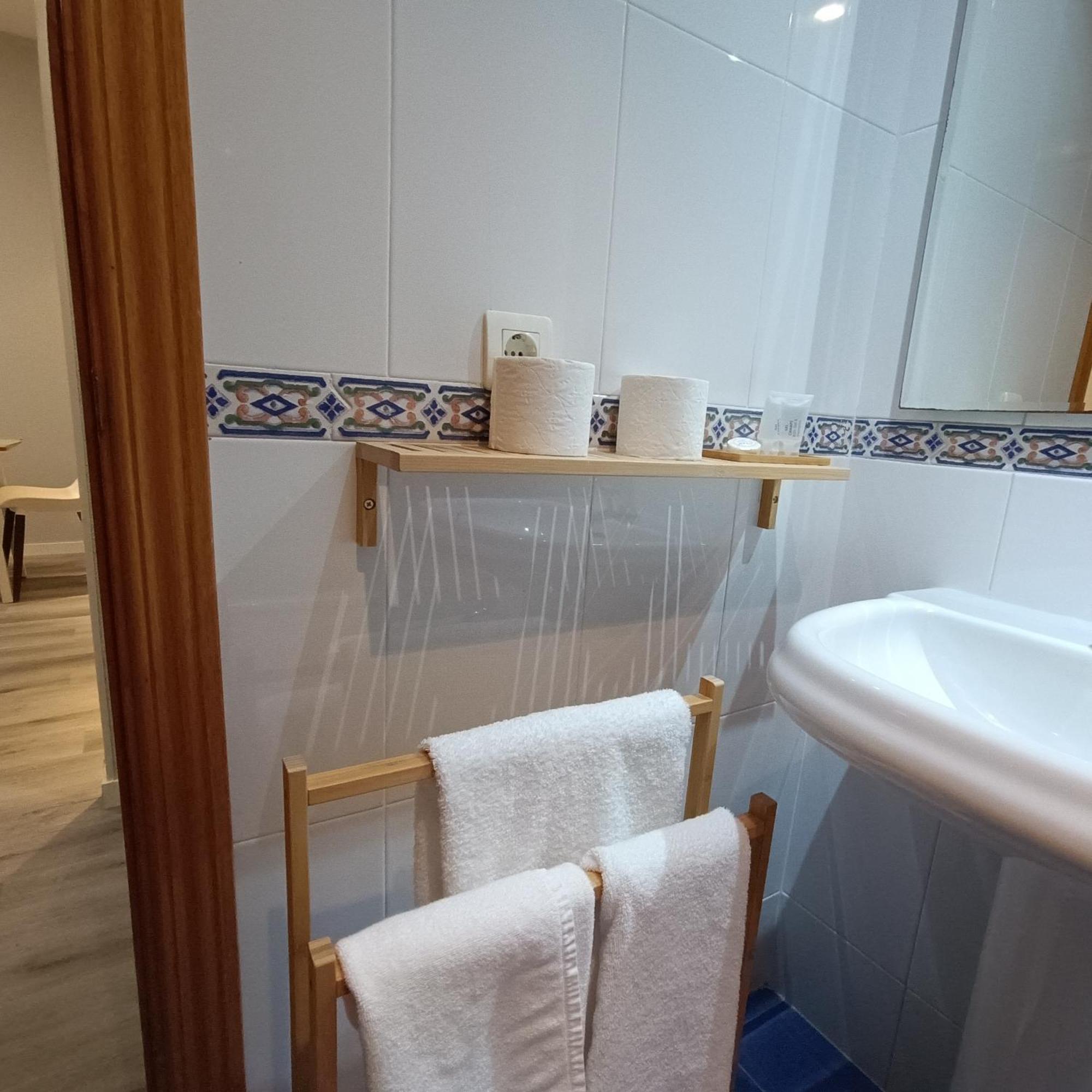 Apartamentos Go Covaresa Parking Gratuito Bajo Disponibilidad 巴利亚多利德 外观 照片
